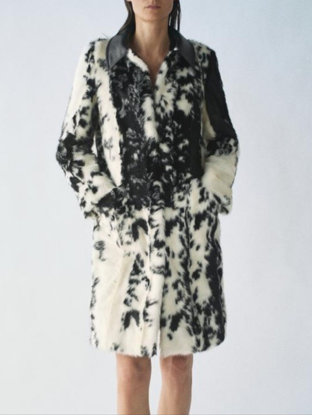 The Item Zara Womem Animal Print Faux Coat Sz-L